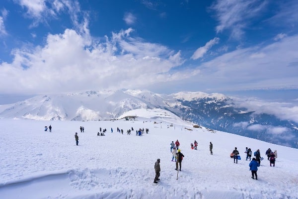 Taj Mahal and Kashmir Tour Package